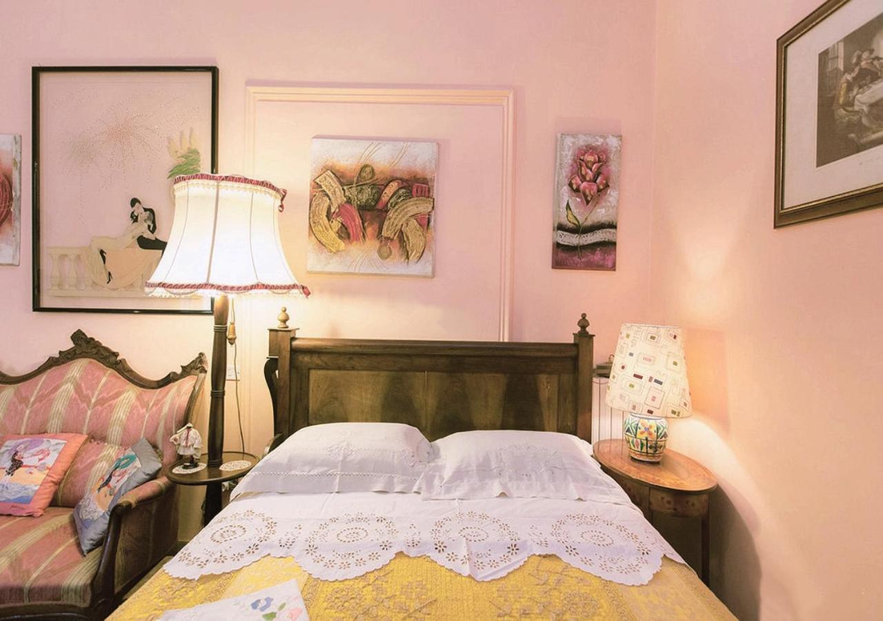 B&B Atmosfere Del Centro Storico เนเปิลส์ ภายนอก รูปภาพ
