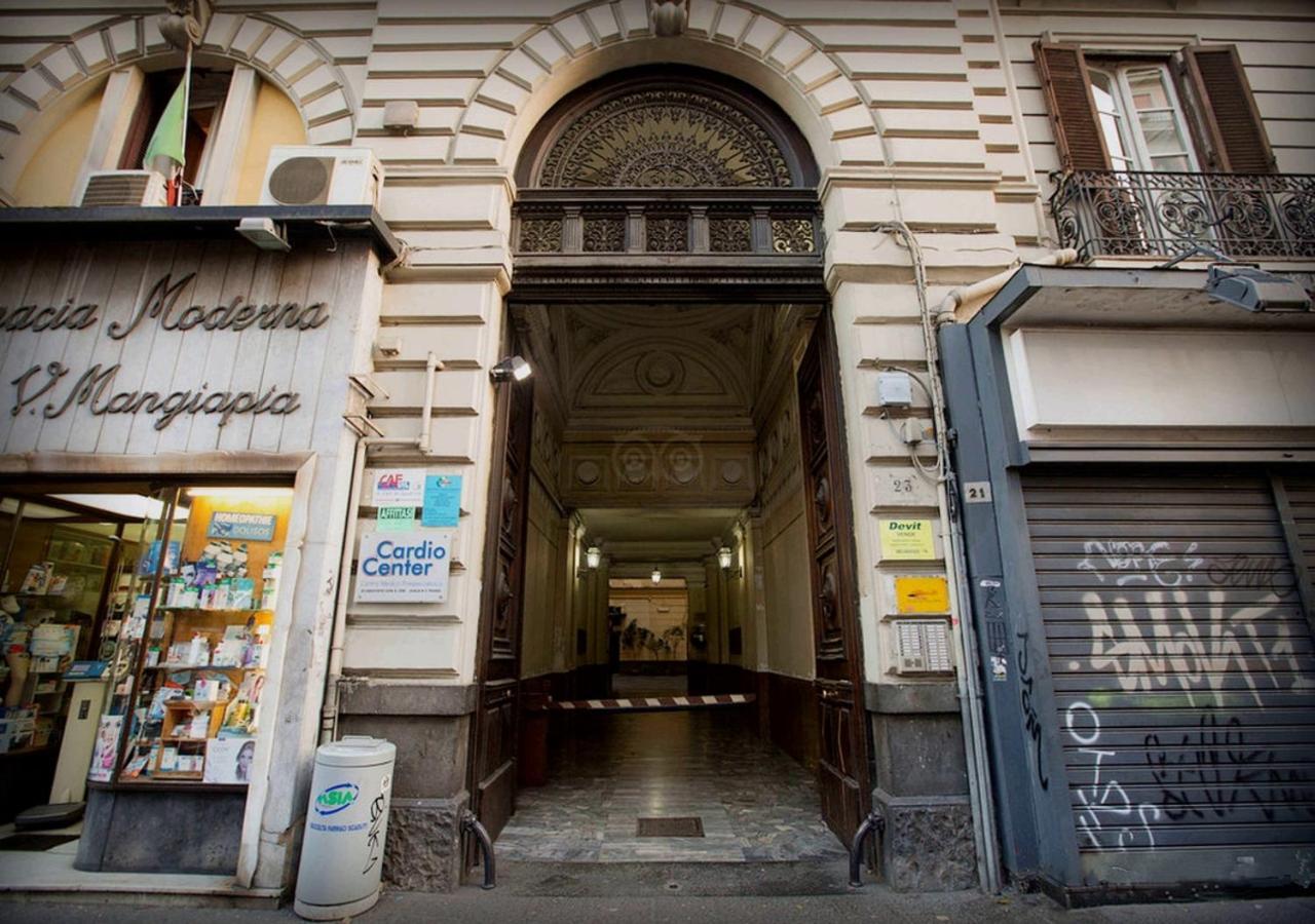 B&B Atmosfere Del Centro Storico เนเปิลส์ ภายนอก รูปภาพ